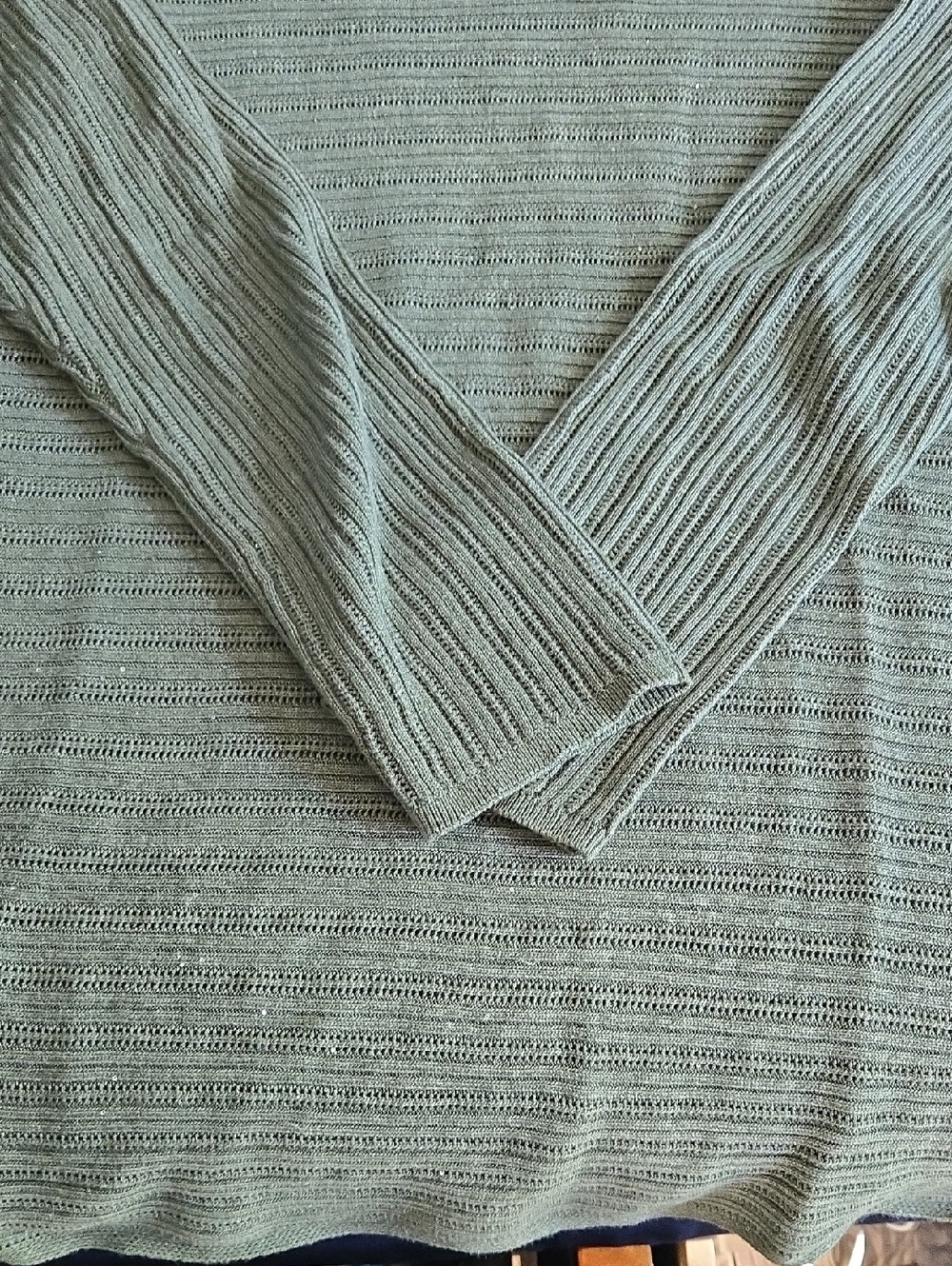 Tommy Bahama Womens Ribbed V-Neck 3/4 Sleeved Sparkle Green.